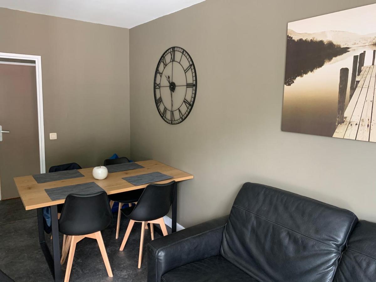 Appartement Tout Confort Dans Une Residence Calme Givet Ngoại thất bức ảnh