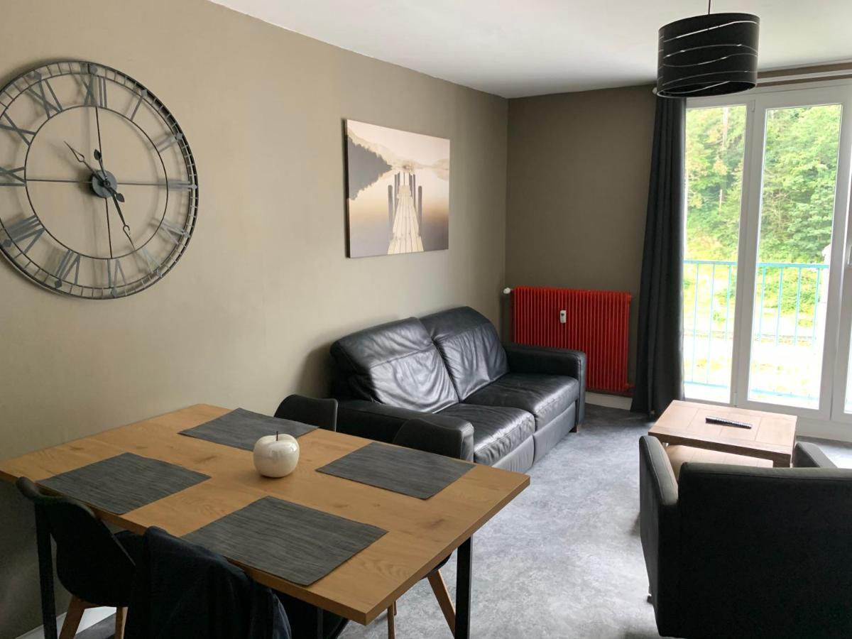 Appartement Tout Confort Dans Une Residence Calme Givet Ngoại thất bức ảnh